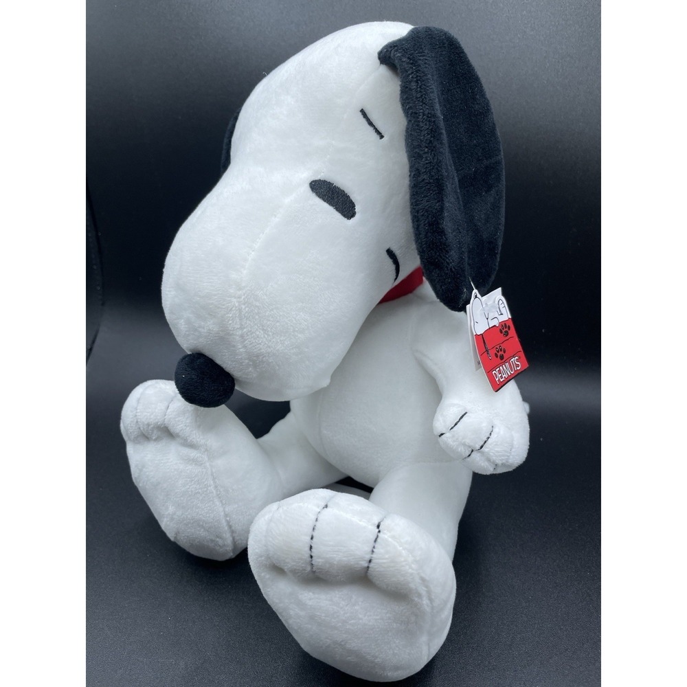 Peanuts Snoopy Plush 9" Fiesta Cedar Fair Exclusive Stuffed Animal NWT
